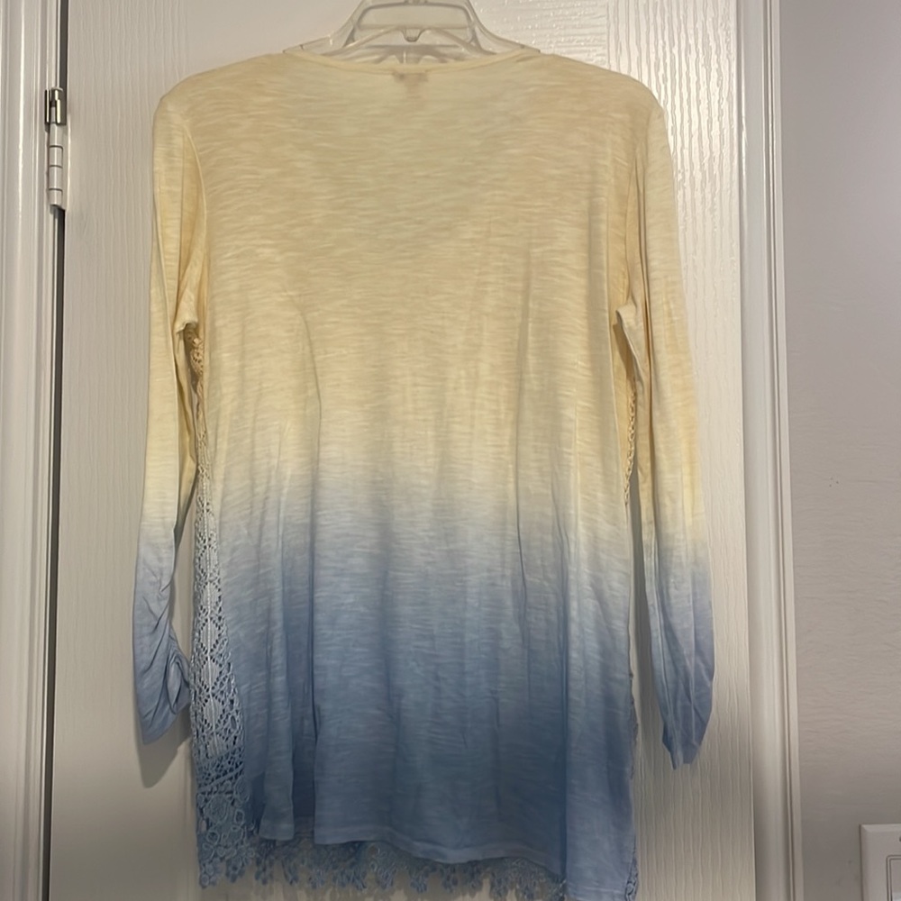 Reba top - Picture 2 of 5